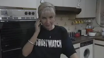Zasłona do filmu "Ghostwatch" #1089416