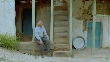 Zasłona do filmu "زیر درختان زیتون" #457599