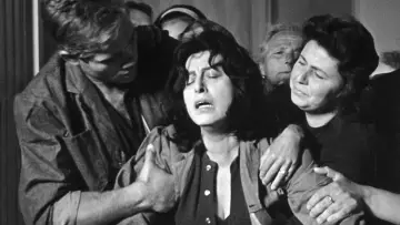 Zasłona do filmu "Mamma Roma" #183098