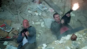 Zasłona do filmu "Szklana pułapka 5" #316039