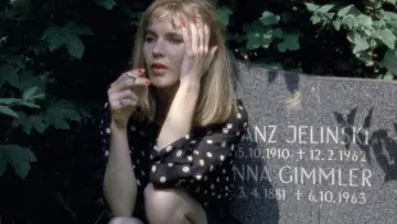 Zasłona do filmu "Nekromantik 2" #733253