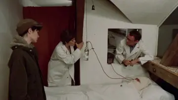 Zasłona do filmu "Nedostaje mi Sonja Henie" #1004128