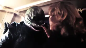 Zasłona do filmu "Terror w pociągu" #417540