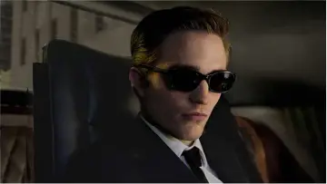 Zasłona do filmu "Cosmopolis" #414777
