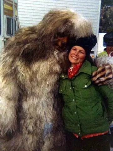 Plakat do filmu "Snowbeast" #502377