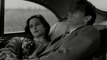 Zasłona do filmu "Cronaca di un amore" #1619199