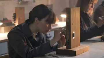 Zasłona do filmu "Czerwona jaskółka" #281452