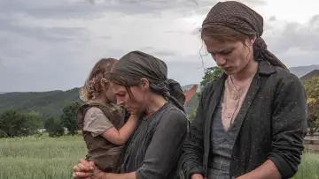 Zasłona do filmu "Ukryte życie" #237881