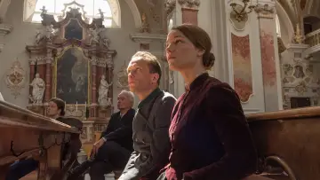 Zasłona do filmu "Ukryte życie" #237886