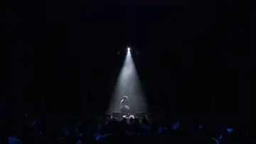 Zasłona do filmu "Bo Burnham: Make Happy" #1583578