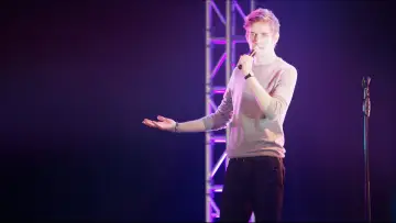 Zasłona do filmu "Bo Burnham: Make Happy" #1746309