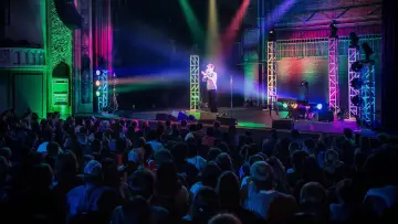 Zasłona do filmu "Bo Burnham: Make Happy" #178990