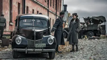 Zasłona do filmu "Nieznany Żołnierz" #457943