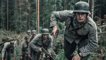 Zasłona do filmu "Nieznany Żołnierz" #457951