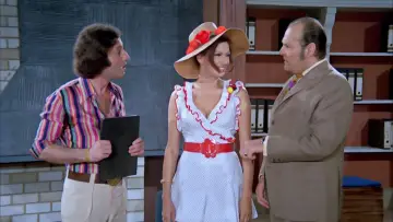 Zasłona do filmu "Τι 30... Τι 40... Τι 50..." #1157775