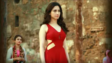 Zasłona do filmu "தேவி" #349304