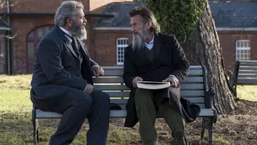 Zasłona do filmu "Profesor i szaleniec" #1739772