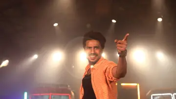Zasłona do filmu "கதாநாயகன்" #1158628