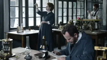 Zasłona do filmu "Maria Skłodowska-Curie" #497927