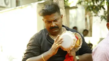 Zasłona do filmu "சவரக்கத்தி" #1162656