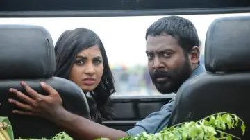 Zasłona do filmu "அச்சமின்றி" #1164312