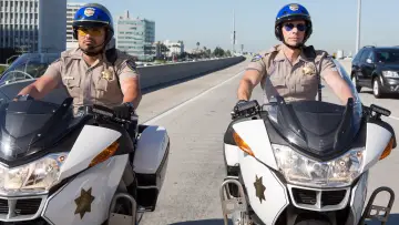 Zasłona do filmu "CHiPs: Motopatrol" #302188