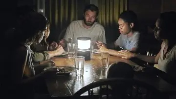Zasłona do filmu "To przychodzi po zmroku" #346336