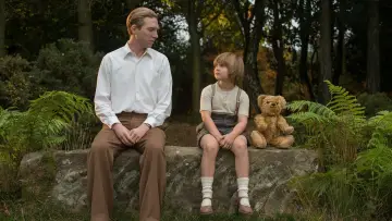Zasłona do filmu "Żegnaj Christopher Robin" #243677
