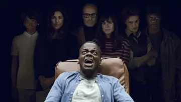 Zasłona do filmu "Uciekaj!" #172021