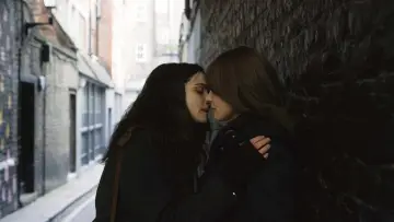 Zasłona do filmu "Nieposłuszne" #250099