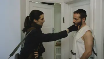 Zasłona do filmu "Nieposłuszne" #593220