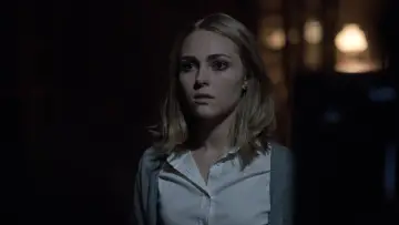 Zasłona do filmu "Korytarzem w mrok" #339664