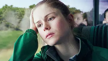 Zasłona do filmu "Cudowny sezon" #350612