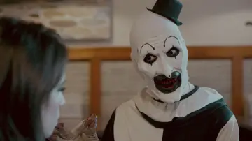 Zasłona do filmu "Masakra w Halloween" #655327