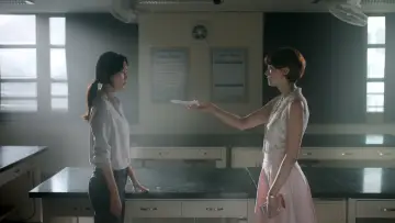 Zasłona do filmu "여교사" #1522832
