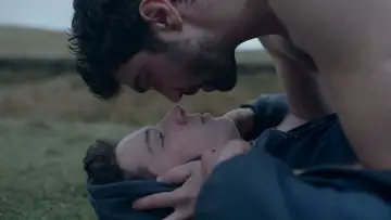 Zasłona do filmu "Piękny kraj" #187633