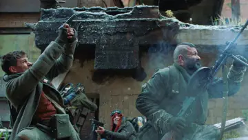 Zasłona do filmu "Koma" #331689
