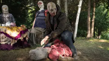 Zasłona do filmu "Zło czai się w mroku" #421745