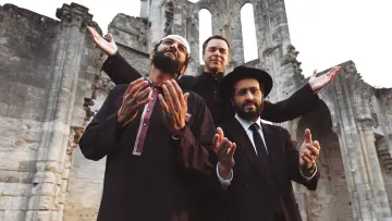 Zasłona do filmu "Boskie trio" #497345