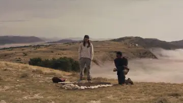 Zasłona do filmu "IO: Ostatnia na Ziemi" #386575