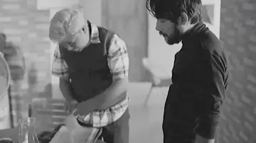Zasłona do filmu "লাইভ ফ্রম ঢাকা" #973459
