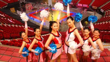 Zasłona do filmu "チア☆ダン～女子高生がチアダンスで全米制覇しちゃったホントの話～" #396836