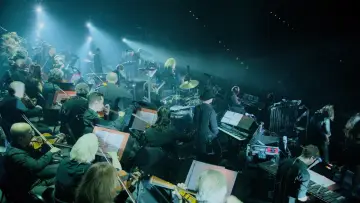 Zasłona do filmu "Hans Zimmer: Live in Prague" #392942