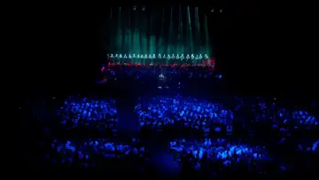 Zasłona do filmu "Hans Zimmer: Live in Prague" #392943