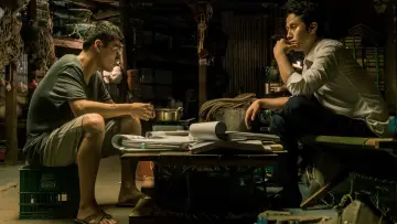 Zasłona do filmu "재심" #1854602