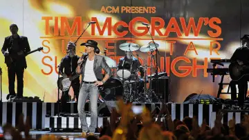 Zasłona do filmu "ACM Presents: Tim McGraw