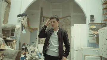 Zasłona do filmu "Księżyc Jowisza" #423649