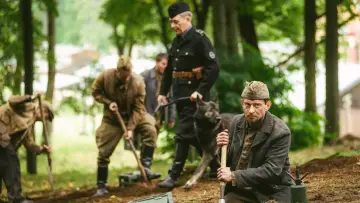 Zasłona do filmu "Sobibór" #359192