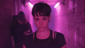 Zasłona do filmu "Dziewczyna w sieci pająka" #301506
