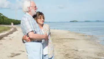 Zasłona do filmu "Ella i John" #241224
